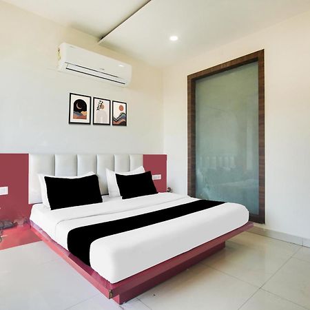 FabHotel Golden Home Amritsar Buitenkant foto