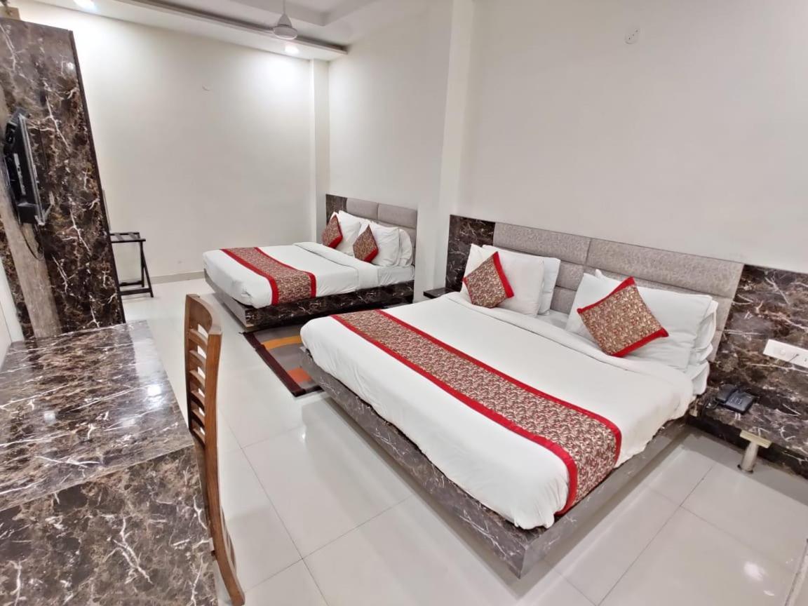 FabHotel Golden Home Amritsar Buitenkant foto