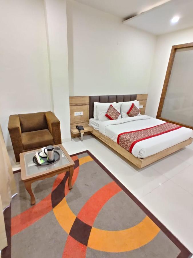 FabHotel Golden Home Amritsar Buitenkant foto