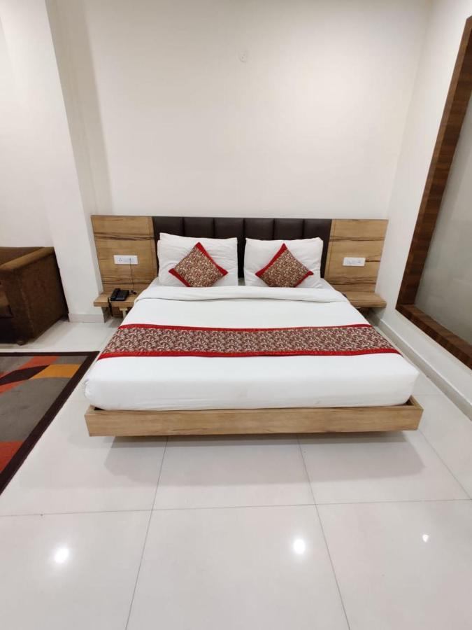 FabHotel Golden Home Amritsar Buitenkant foto