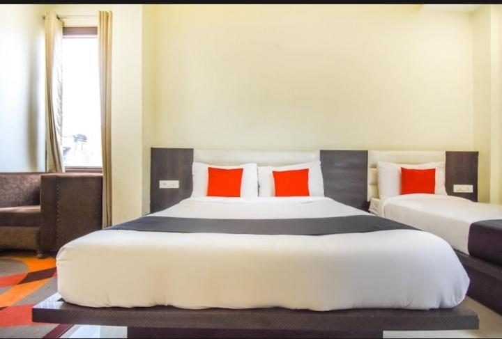 FabHotel Golden Home Amritsar Buitenkant foto