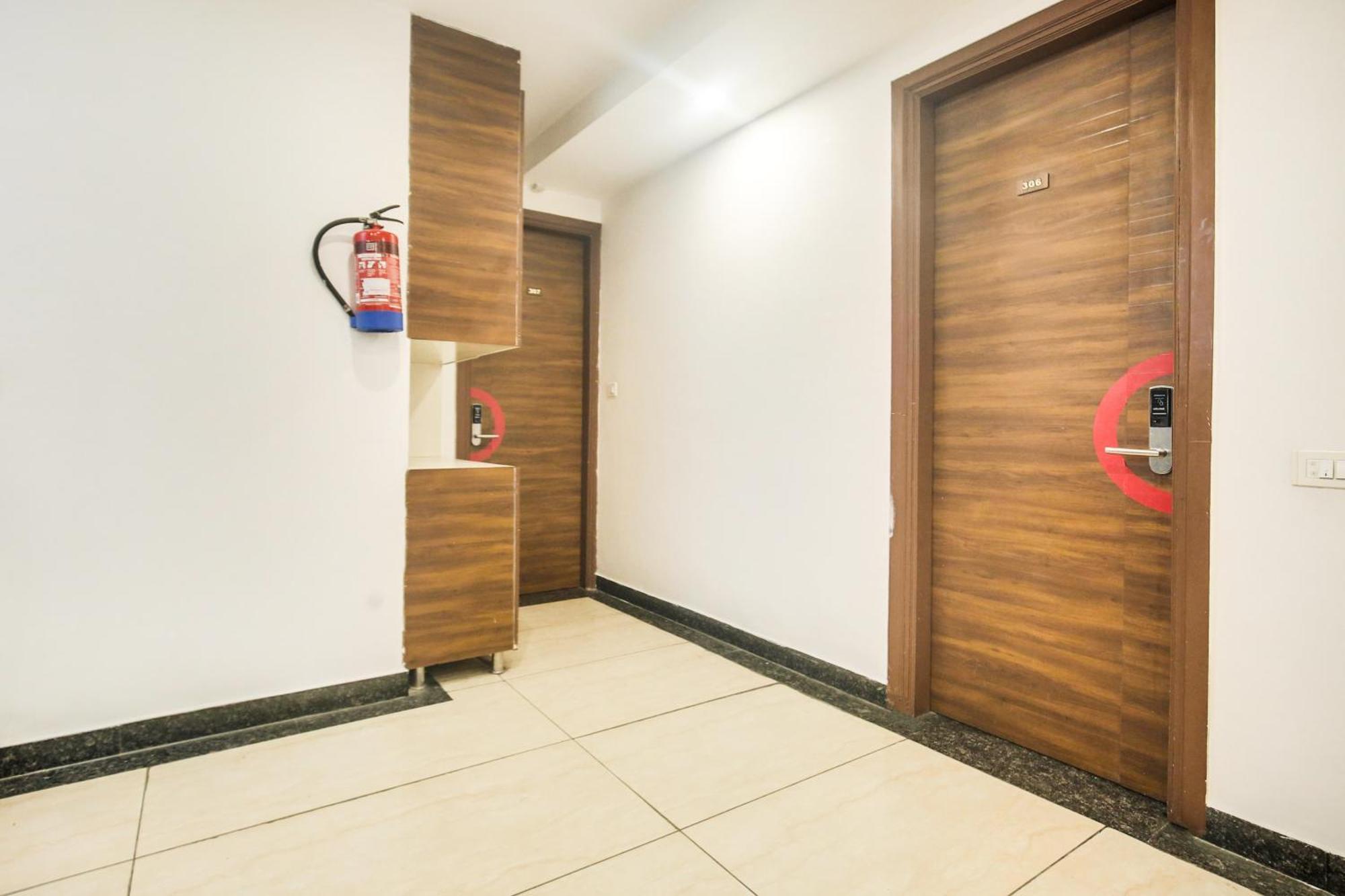 FabHotel Golden Home Amritsar Buitenkant foto